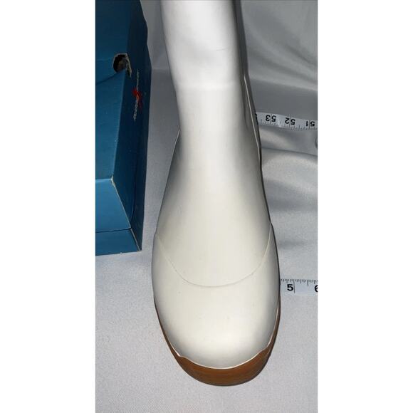 NIB Men "Rugged Shark " Waterproof Deck Boots Color:Great-White US13M - Picture 13 of 16